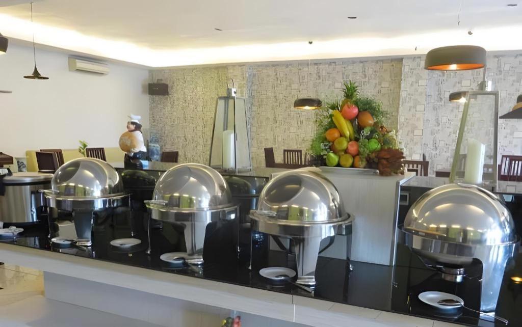 Insumo Palace Hotels & Resorts Kediri  Exteriér fotografie